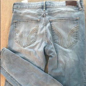 Hollister Hi-rise super skinny jeans